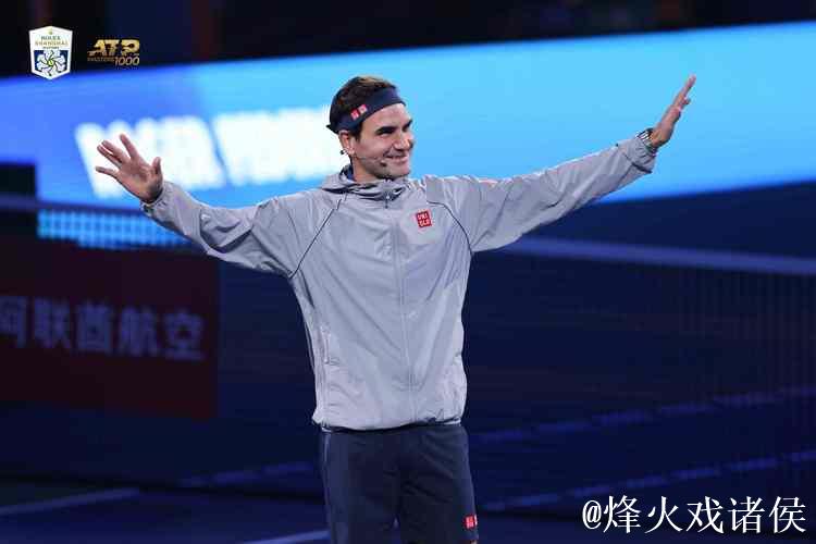 费德勒上海亮相见面会 携手云南网球少年共筑梦想